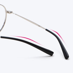 Widened acetate sunglass temple end tips, fit and opening detail