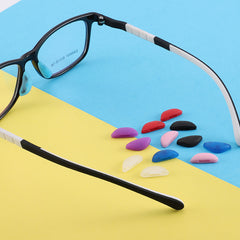 Silicone plug-in replacement nose pads, mounting shape and fit detail