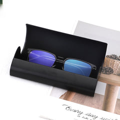 Portable hard eyeglass case 2-pack, product detail view