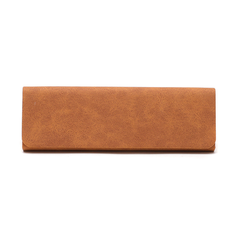 Portable magnetic eyeglass case with soft lining by EBJDE