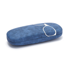 Compact protective glasses case, closure detail
