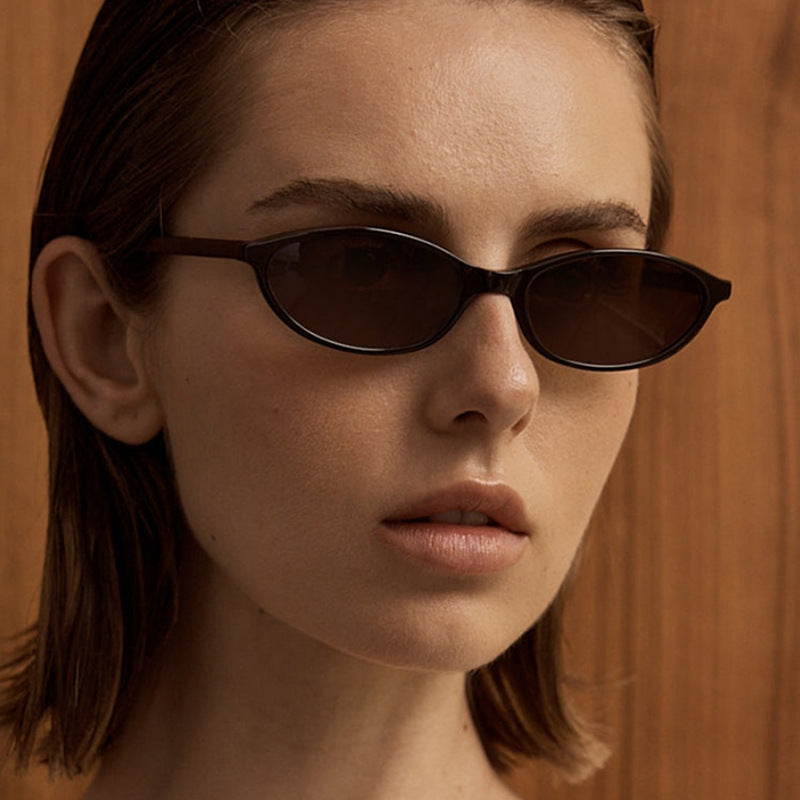 Retro Oval Small Sunglasses for Women 90s Trendy Narrow UV Protection Y2k Trendy Sunnies Shades Sun Glasses